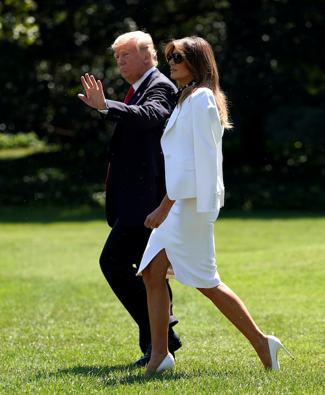 U.S. President Donald Trump and first lady Melania Trump depart the White House in Washington, U.S., August 24, 2018. REUTERS/Kevin Lamarque 